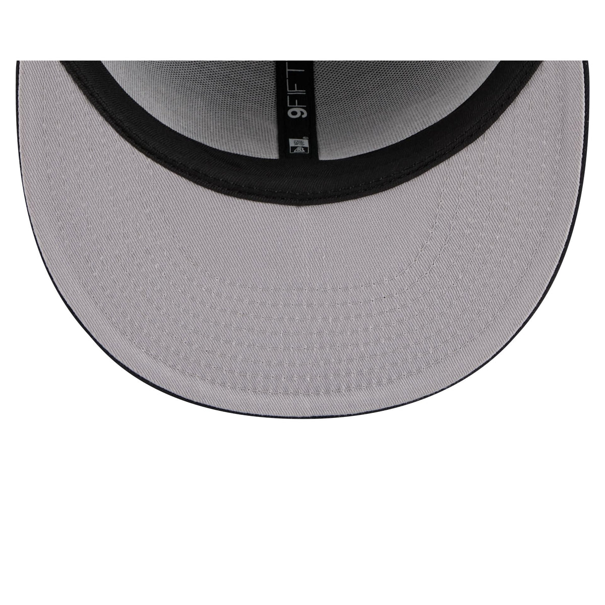 Atlanta Braves Bugs Bunny Swing 9FIFTY Snapback Hat