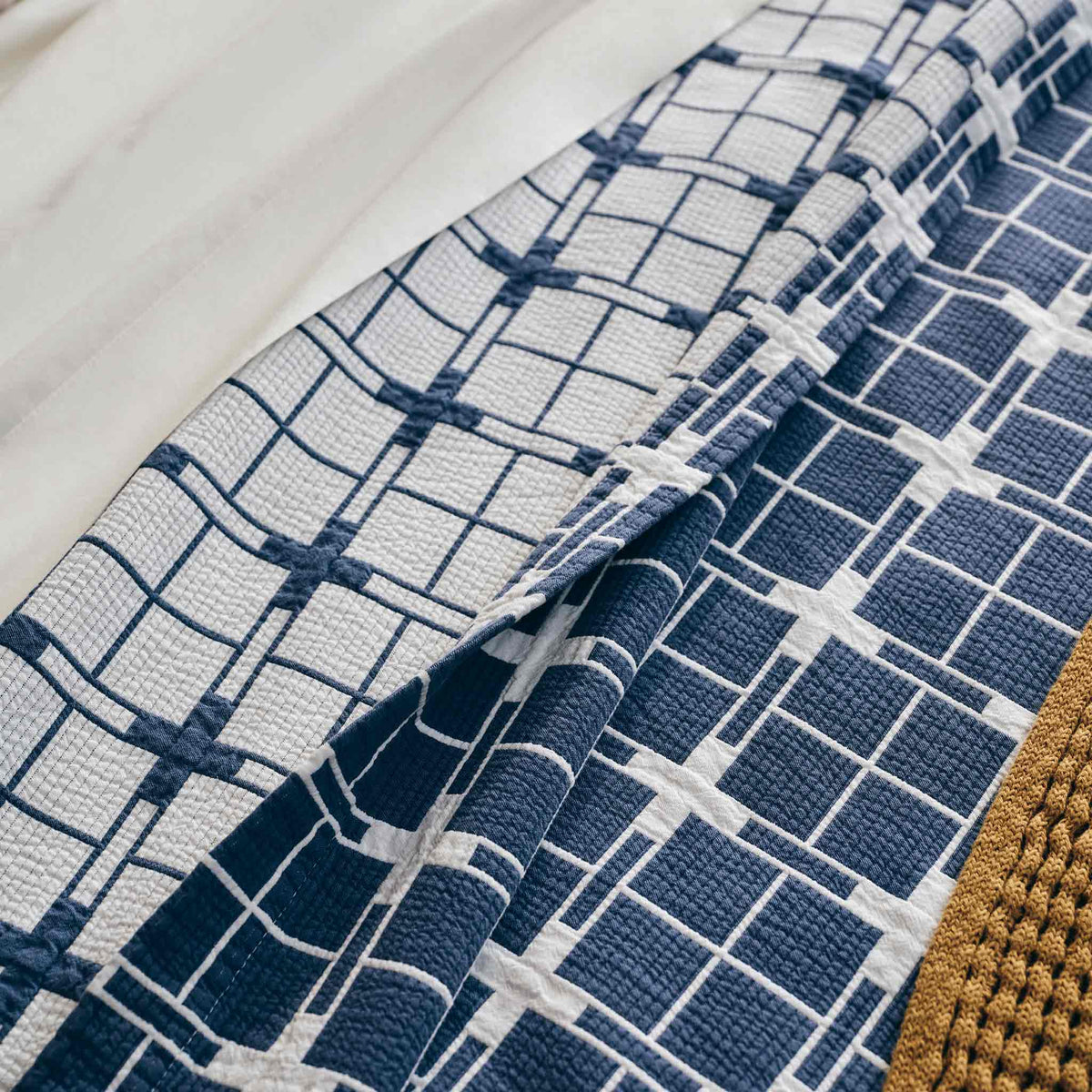 Ribbed Matelasse Quilt